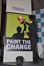 Shahrukh Khan at Nerolac paints event in Trident, Mumbai on 11th Jan 2013 (5).JPG